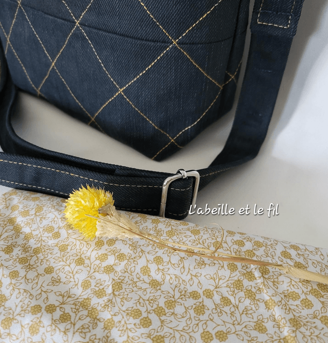 Sac à main bandoulière réglable "Belle de nuit "