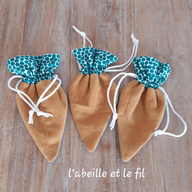Pochette Carotte 🥕 Fanes À Pois