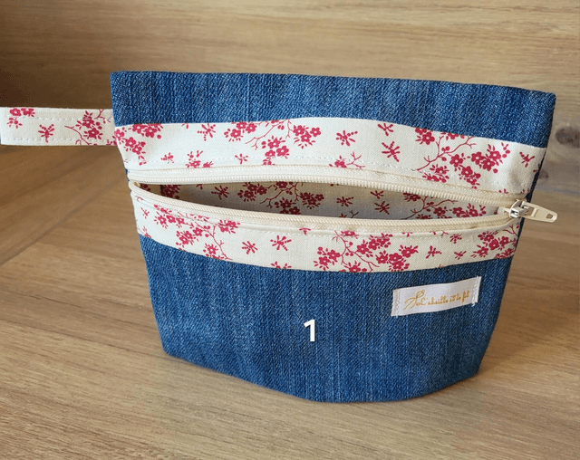Pochette à soufflet- petites fleurs 