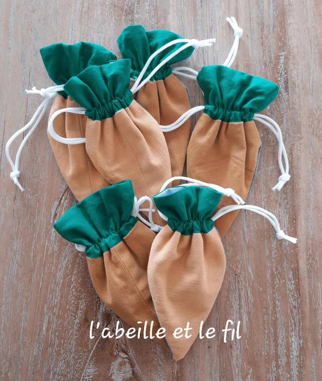 Pochette Carotte 🥕 Fanes Vertes