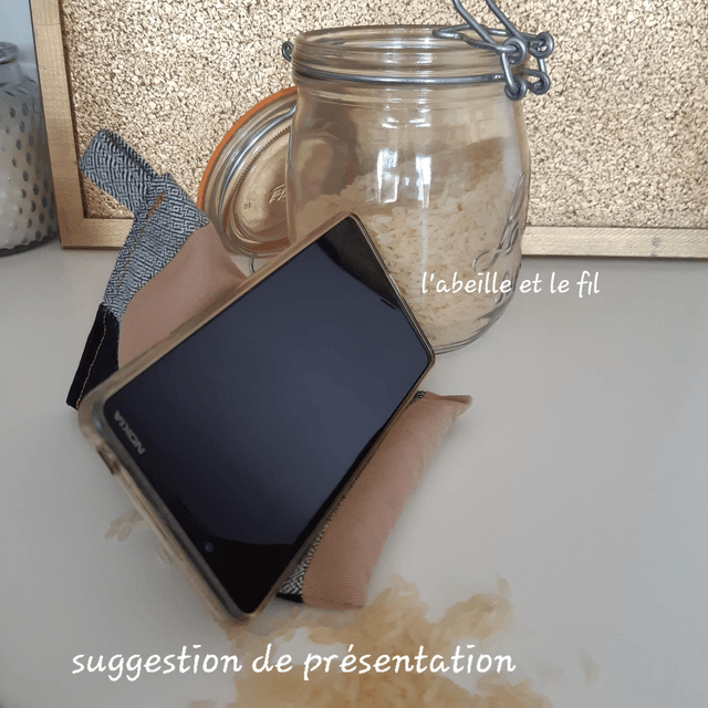 Support de téléphone en jean upcyclé- beige/selvedge