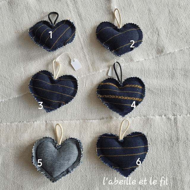 Porte-clés cœur en jean upcyclé- écriture 