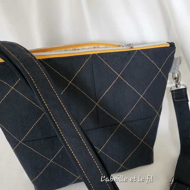 Sac à main bandoulière réglable "Belle de nuit "