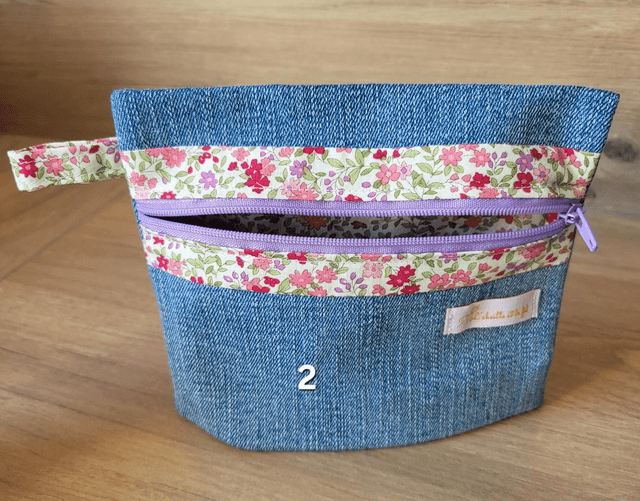 Pochette à soufflet- petites fleurs 